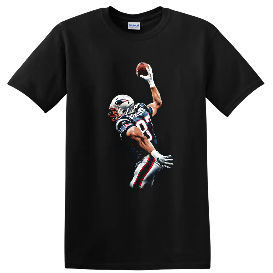 Rob Gronkowski T Shirt Patriots Football Catch Action Sports Tee
